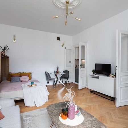 Superapart Krucza 47A Варшава Экстерьер фото